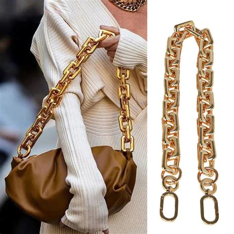 handbags with chain shoulder straps